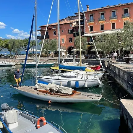 Lägenhet Inessa Torri Del Benaco